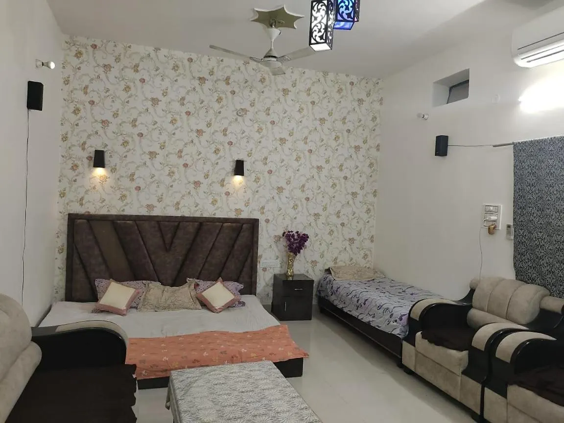 Varanasi Homestay The Pleasure Of فاراناسي
